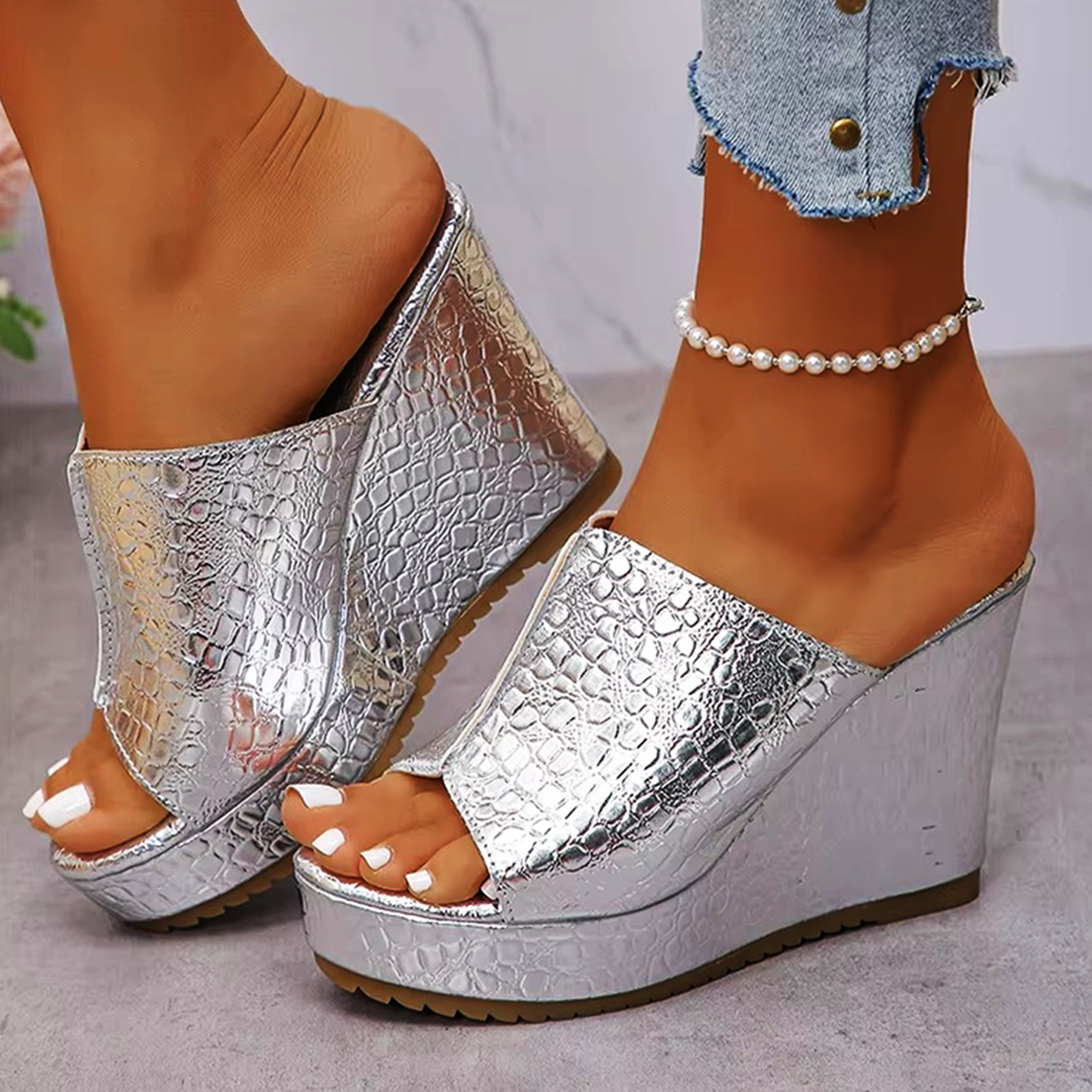 LuxeShine Wedges